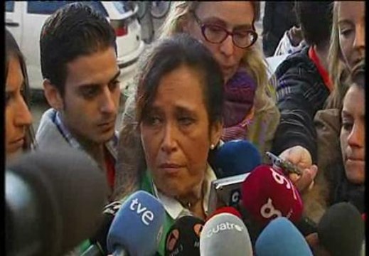 Una testigo dice que le llamó la atención el olor a lejía en el piso