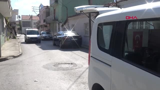 Manisa Felçli Kadın Oyunu Seyyar Sandıkta Oy Kullandı