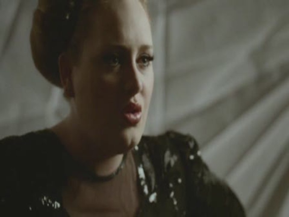 Adele supende la gira por enfermedad