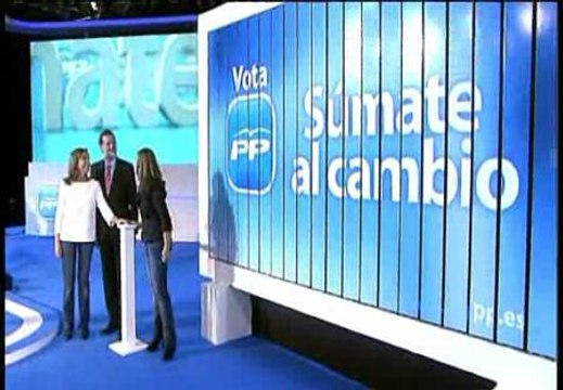 Histórica mayoría absoluta del PP e histórico descalabro del PSOE