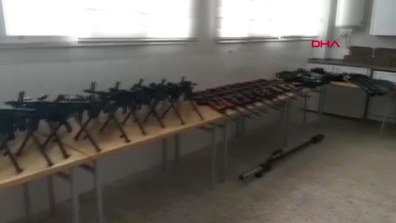 Kilis'te, Jandarma Tarafından Düzenlenen Operasyonda Patlayıcı ve Silah Ele Geçirildi