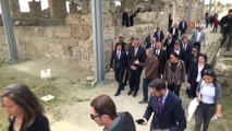 Bakan Ersoy: 'Antik kentler 4-5 yıl içinde Efes standardına ulaşabilir'