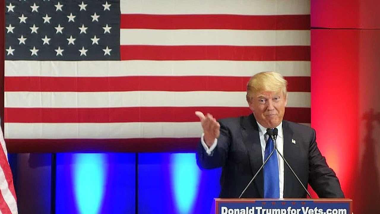 Trump bezeichnet Russland-Ermittlungen als 'Hochverrat'