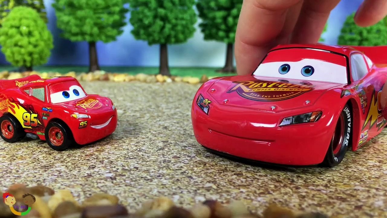 Story all about Opposites with Disney Cars Lightning Mcqueen, Cruz Ramirez, Jackson Storm