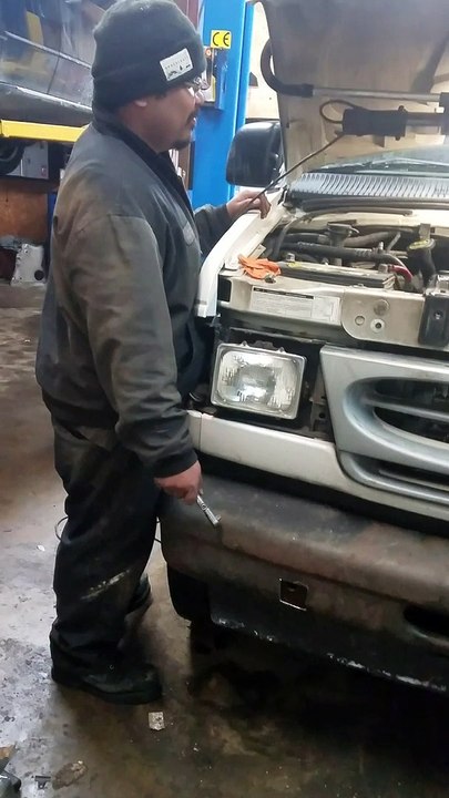 Mechanic Pulls Prank on His Pal