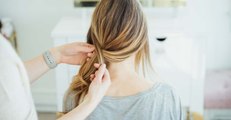 فيديو طريقة تطبيق تسريحة الجديلة المفككة للسهرات لصاحبات الشعر المجعد