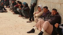 فيديو.. 90 مهاجرا غير شرعي يهربون من قبضة مهربين في ليبيا