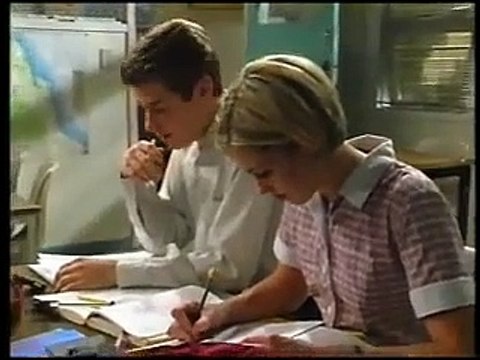 Neighbours Episode 3200