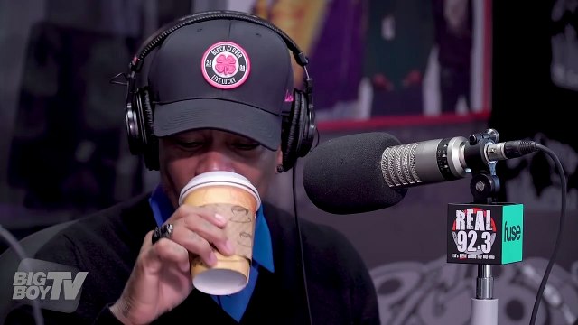 D.L. Hughley on His New Show, R. Kelly, Jussie Smollett + MORE!