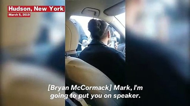 Immigration Advocate Stops ICE Arrest Using 'Know Your Rights' Training