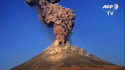 México aumenta alerta por actividad del volcán Popocatépetl