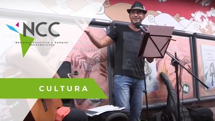 El cirujano que salva vidas y canta tango en el metro de Buenos Aires