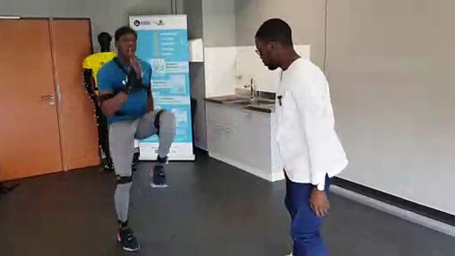 Montée de genoux : Teddy Tamgho a l'oeil...