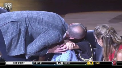 Les Spurs retirent le maillot de Manu Ginobili