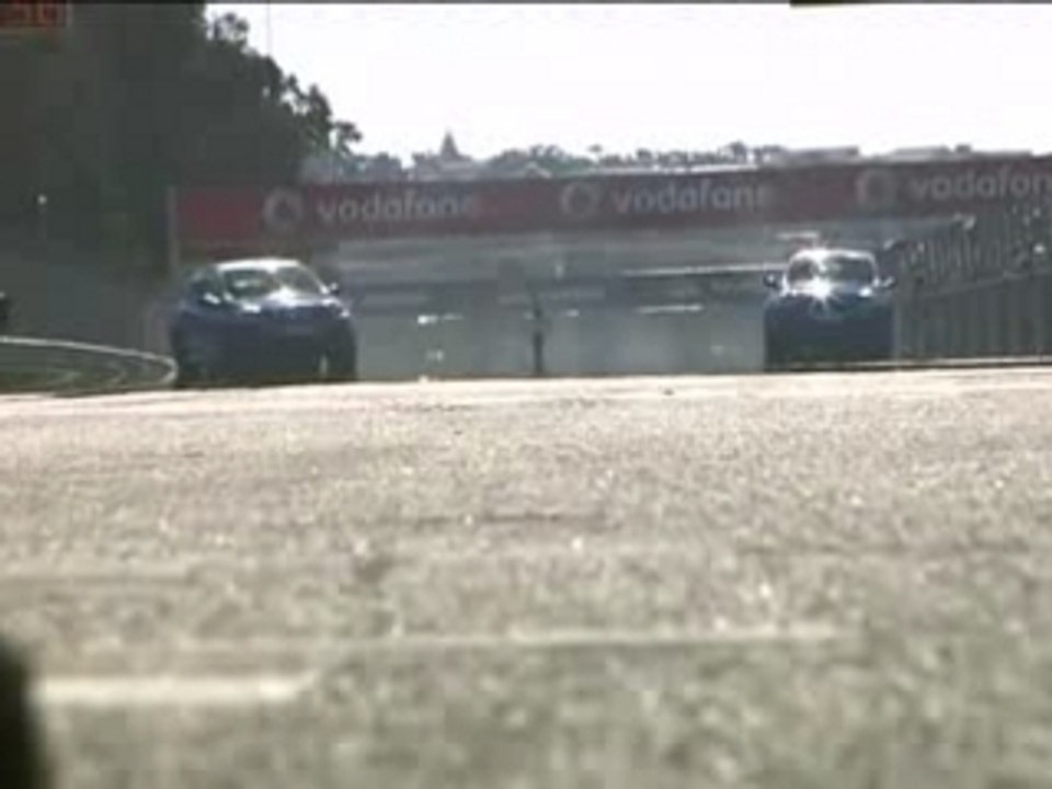 Show Renault ESTORIL