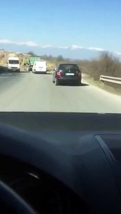 Vetura zyrtare rrezikon pjesëmarrësit në trafik