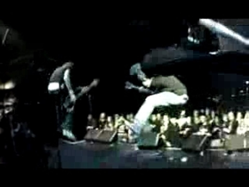 Guerilla Poubelle - Demain il pleut