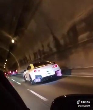 VÍDEO: Sube los altavoces y disfruta del brutal sonido de este Nissan GT-R
