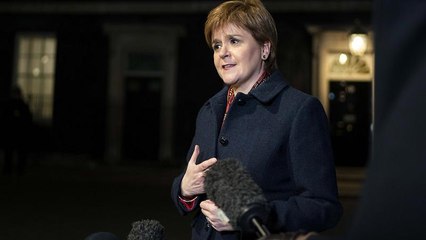 Sturgeon: May megpróbált a saját kardjába dőlni, és sikerült elvétenie