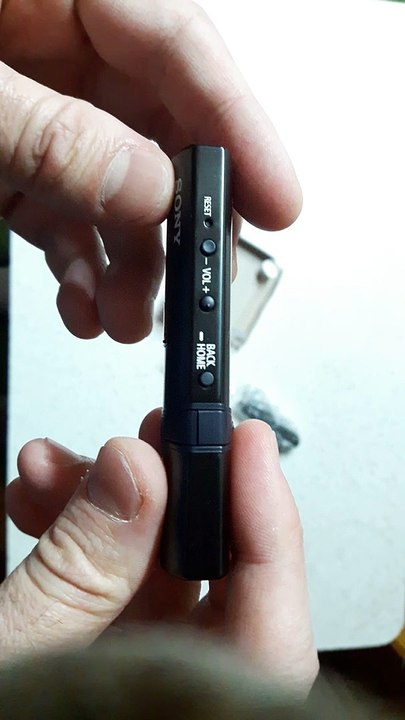 SONY NWZB183R.CEW 4 GB DAHİLİ USB'Lİ WALKMAN KUTU AÇILIŞI