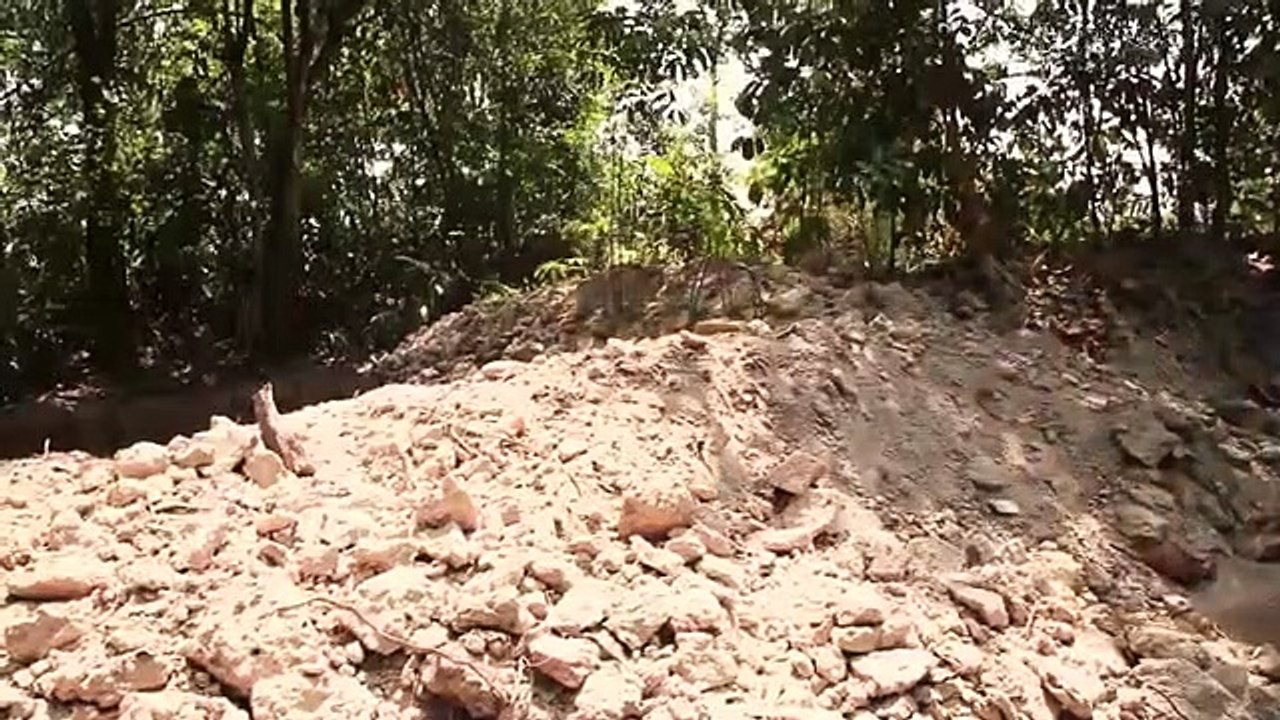 Dig to build Most Awesome Underground House and Underground Swimming Pool