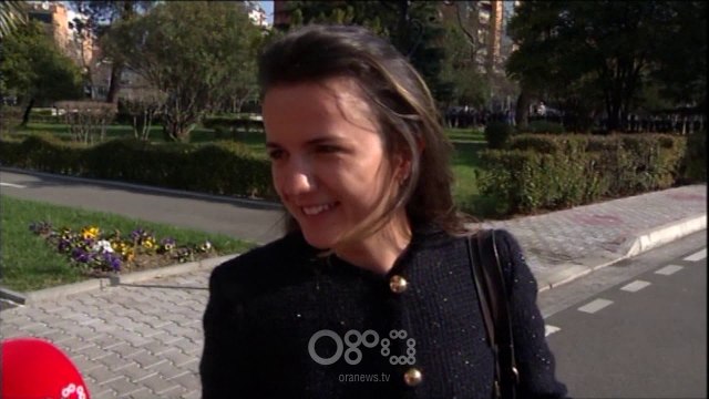 Rudina Hajdari sapo hyri në parlament, po a ndihet tradhtare? Ja përgjgjja për RTV Ora