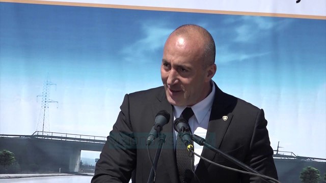 Haradinaj bën një hap pas për taksën - News, Lajme - Vizion Plus