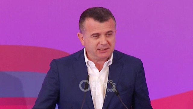 RTV Ora – Junta në ëndrrat e Metës , Balla i përsërit ftesën opozitës për të hyrë në zgjedhje