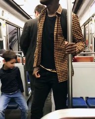 Découvrez le nouveau Challenge qui fait le buzz " Danse à la X". Hilarant !