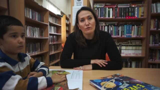 Manisa Oğluna Kitabı Sevdirmek İçin 1 Yılda 219 Hikaye Kitabı Okudu