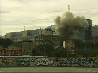 Estalla una furgoneta bomba en Bilbao