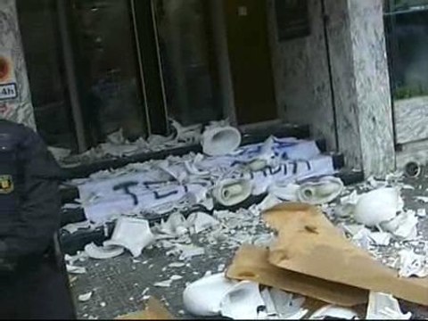 Empleados de Roca acusan a la marca de aprovechar la crisis para despedir