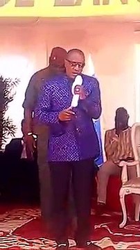 Le chef de l'Etat au lancement de la 1ere pierre des travaux de construction du chemin de fer de la SMB.