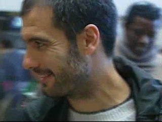 Pep Guardiola parte satisfecho a París