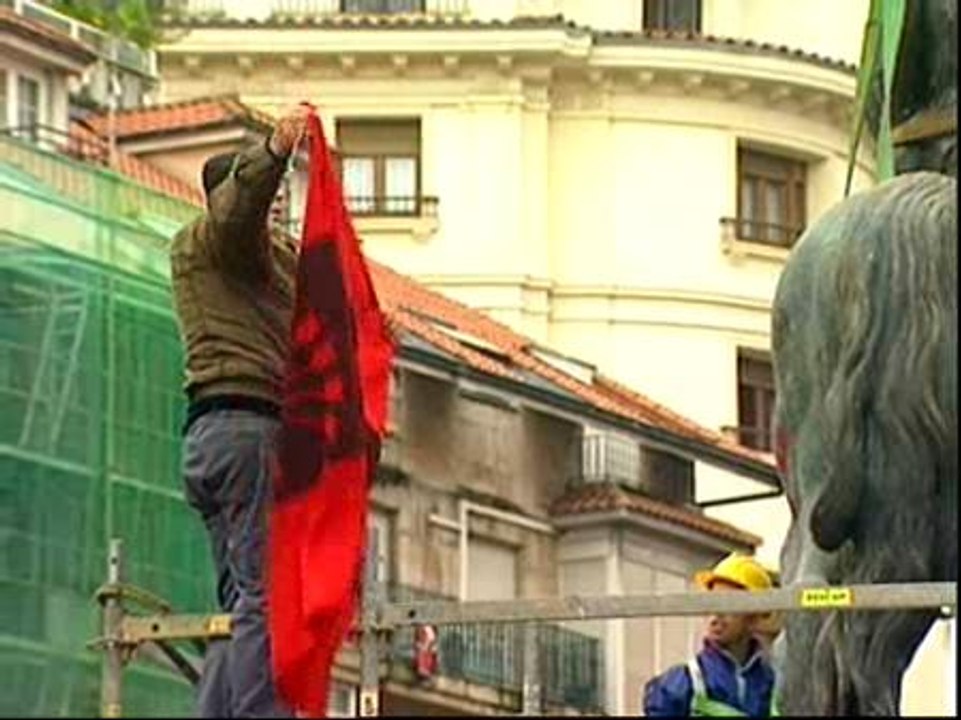 La última estatua ecuestre de Franco reabre viejas heridas