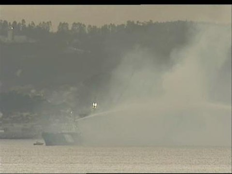 Localizado el cadáver del tripulante desaparecido en un mercante incendiado