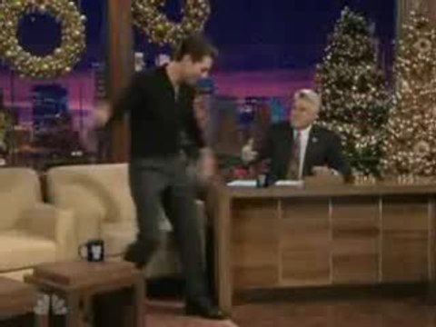 Tom Cruise imita a Elvis