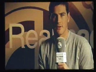 Los jugadores del Madrid hacen de periodistas