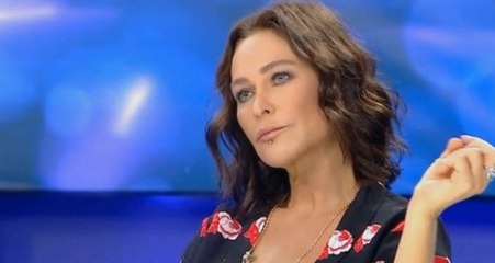 Hülya Avşar, Dekolteli Beyaz Mini Elbisesiyle Mest Etti!