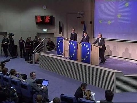 Bruselas propone gastar 200.000 millones para atajar la crisis en la economía real