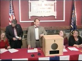 Obama gana en dos pueblos del estado nororiental de New Hampshire