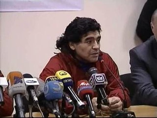 Maradona ilusionado con entrenar a Argentina