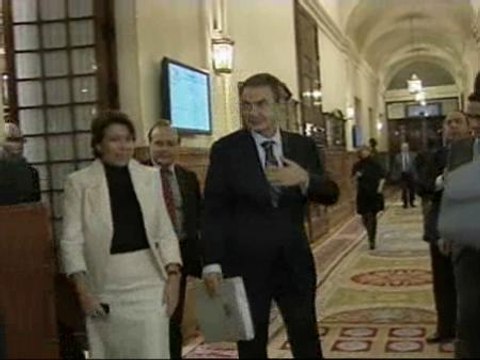 Zapatero muy satisfecho por el apoyo a sus planes de ayuda a la banca