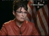 Palin se muestra firme con la inmigración ilegal en una televisión hispana