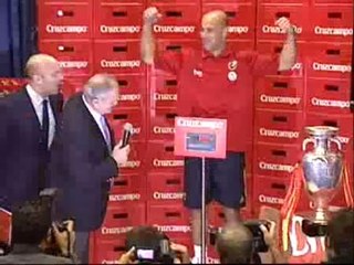 Los jugadores de la selección reciben su peso en cerveza