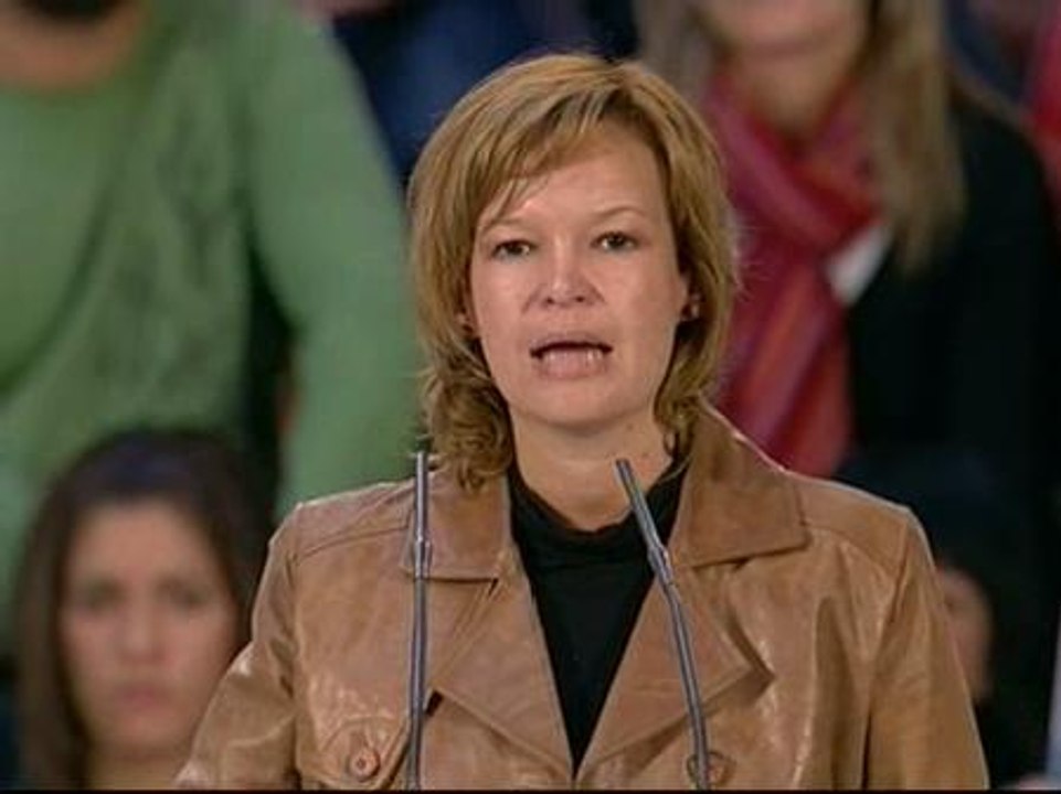 Pajín contra Rajoy: "por un puñado de votos"