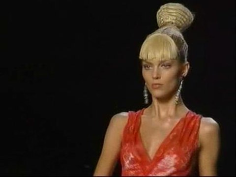 Christian Dior presenta una colección indígena