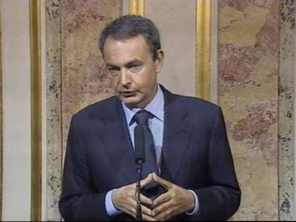 Zapatero: "El Gobierno mantiene la confianza en nuestras fortalezas"