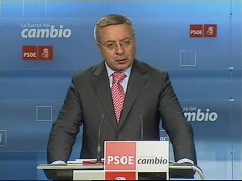 Blanco: Rajoy cree que cuanto peor le vaya a los españoles, mejor le irá a él