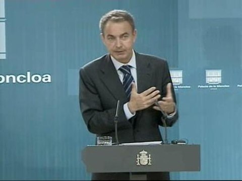 Zapatero califica de objetivamente malo el aumento del paro